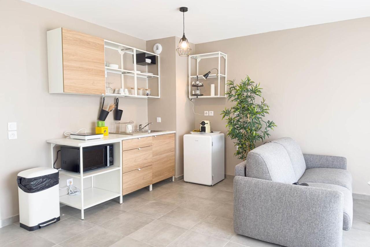 Apartment Appart Avec Terrasse Et Parking A 2 Min Du Metro